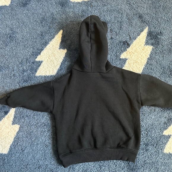 Zara  toddler hoodie - Picture 2 of 2